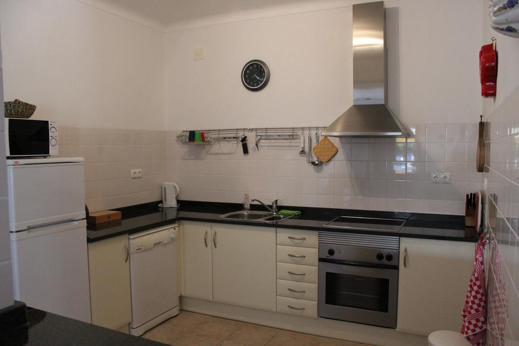 Filhas Do Mar Apartments Salema Phòng bức ảnh