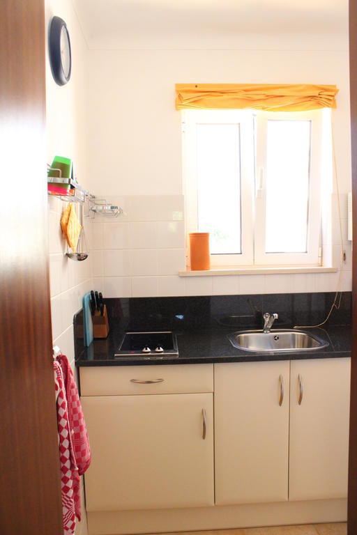 Filhas Do Mar Apartments Salema Phòng bức ảnh
